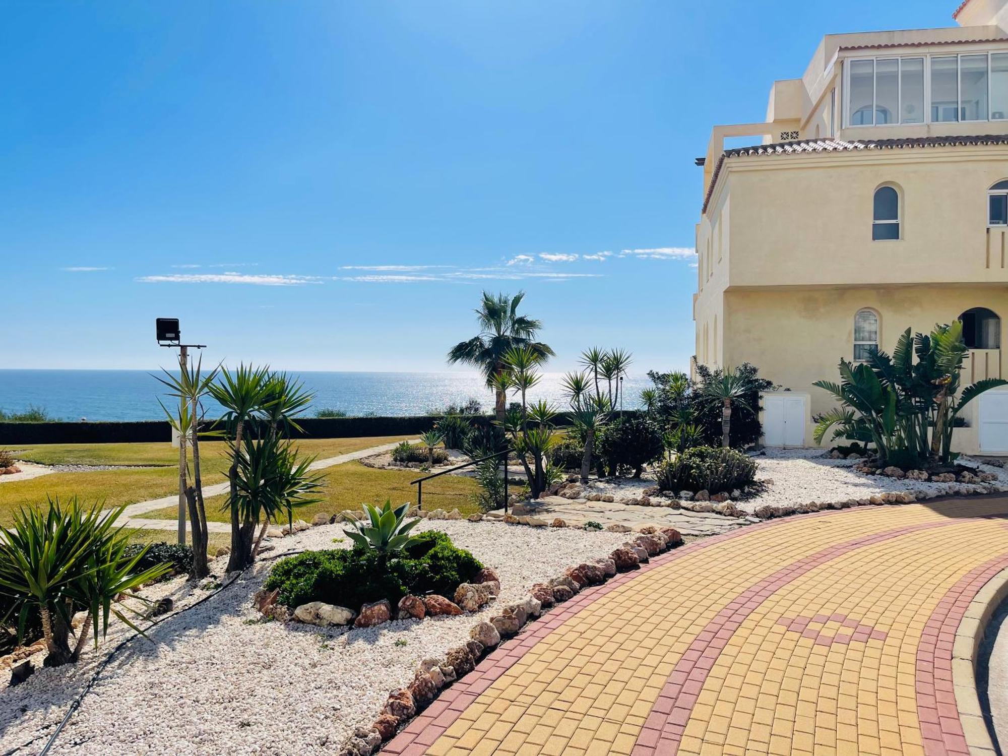 La Cala Gorgeous 2 Bedroom Apartment With Stunning Gardens, Pools And Sea Views El Faro Bagian luar foto