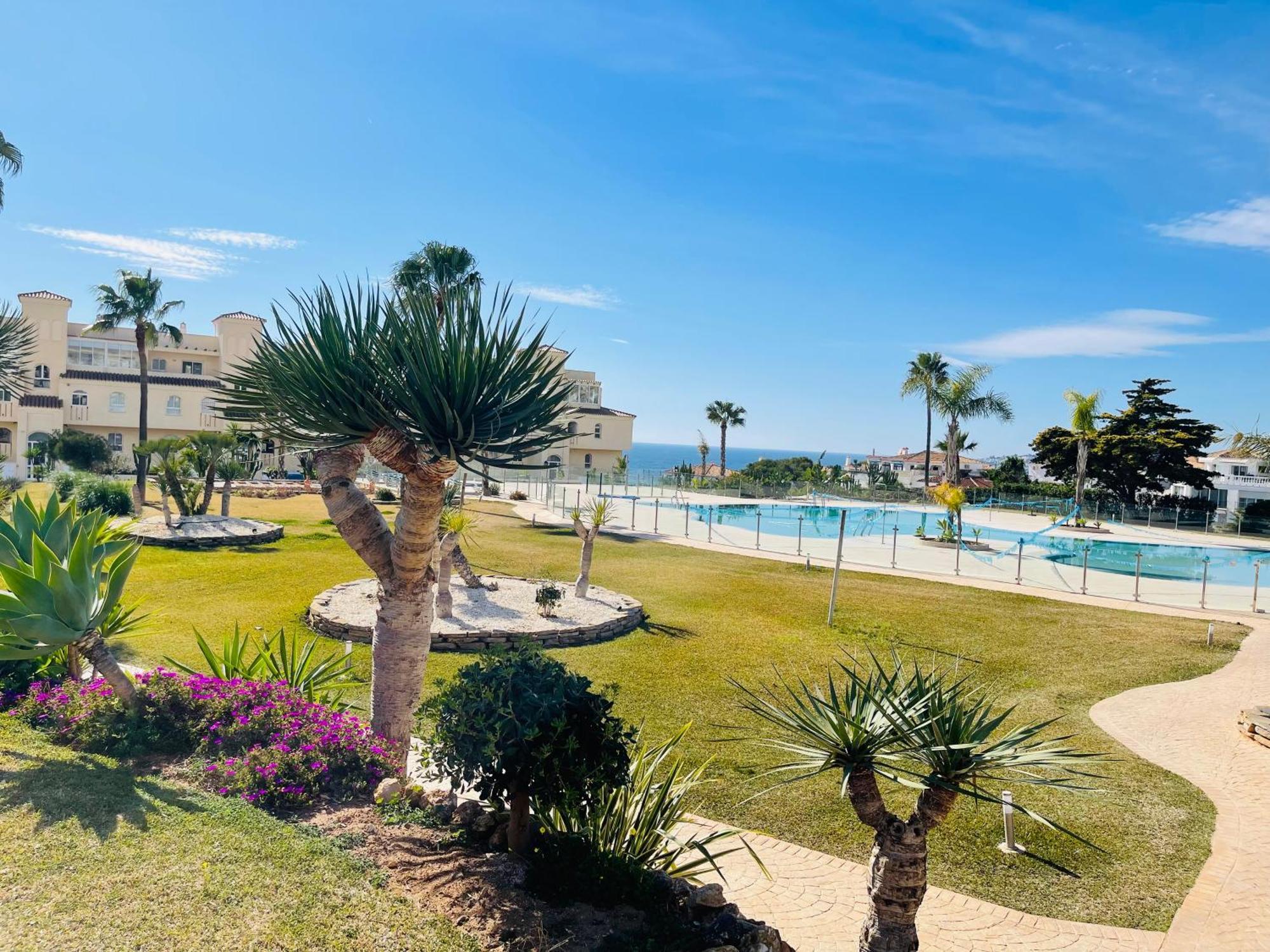 La Cala Gorgeous 2 Bedroom Apartment With Stunning Gardens, Pools And Sea Views El Faro Bagian luar foto