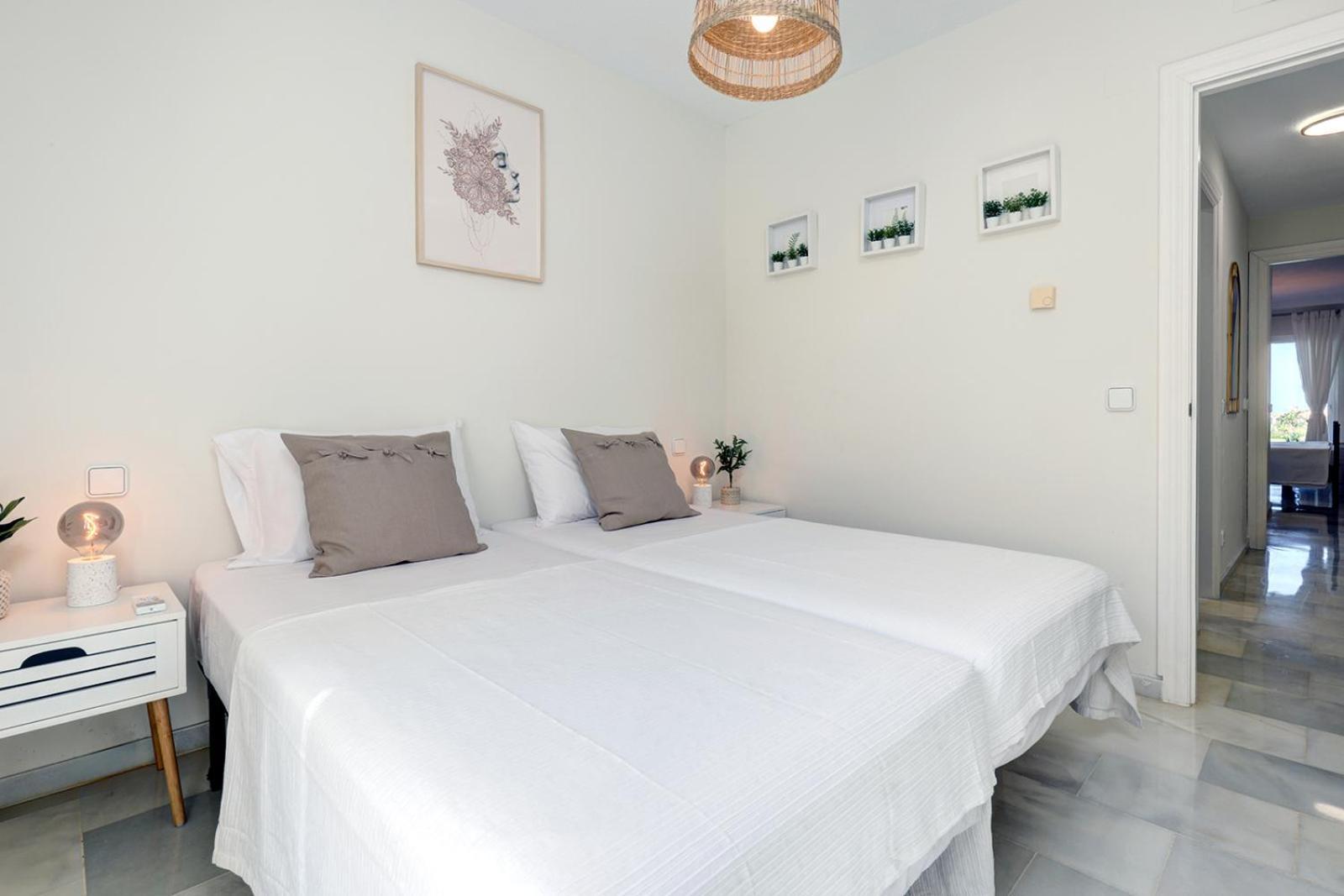 La Cala Gorgeous 2 Bedroom Apartment With Stunning Gardens, Pools And Sea Views El Faro Bagian luar foto